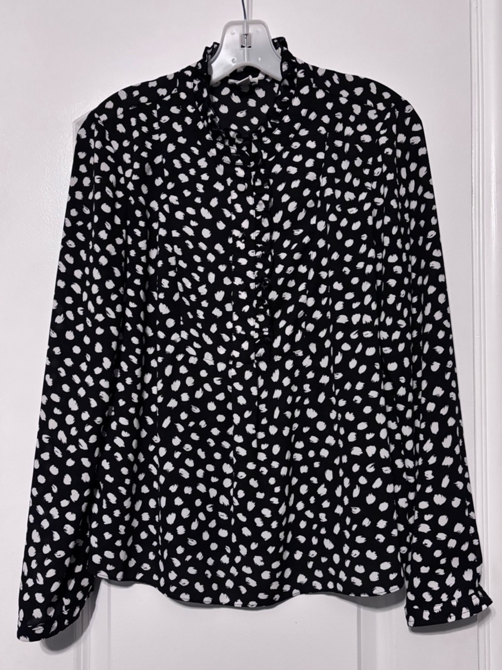 J Crew Women's Black & White Dot Ruffle Button-Up Blouse Size 6